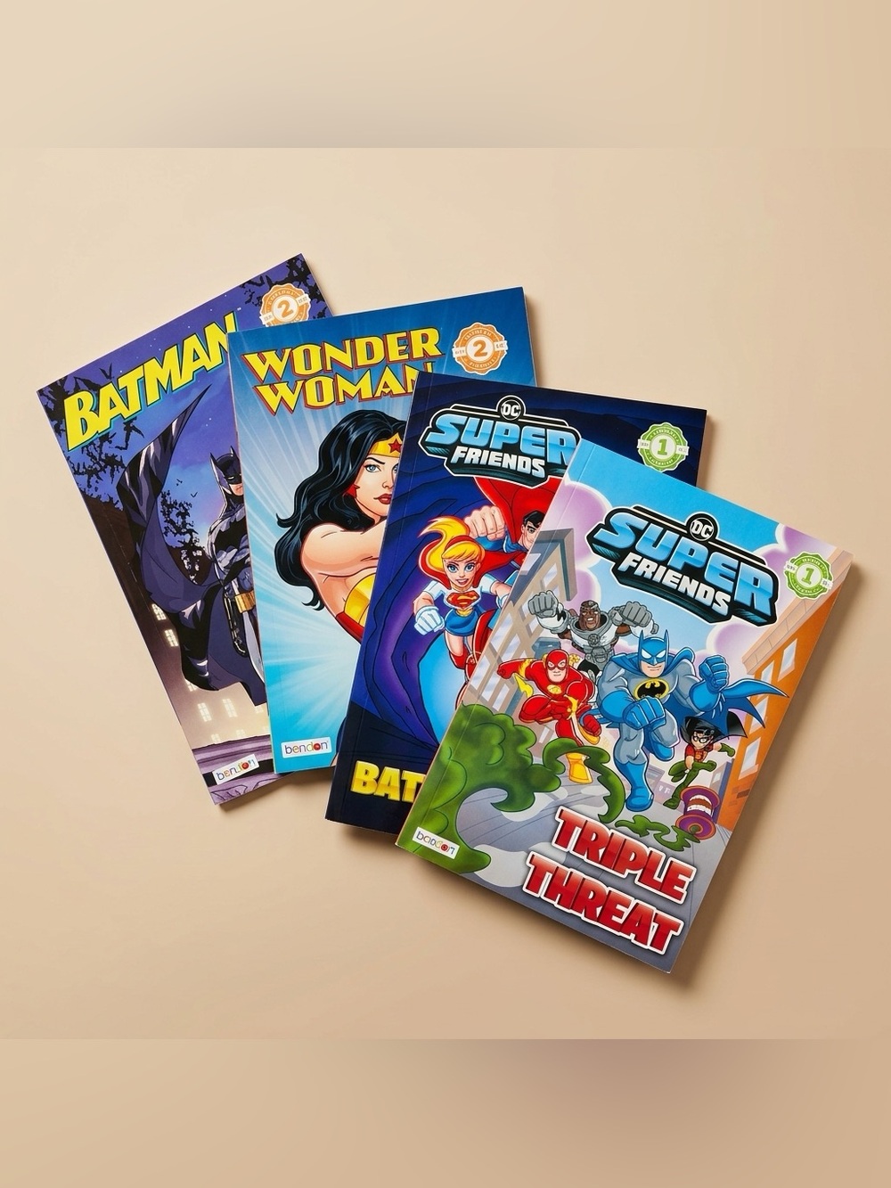 Lot of 4 Super Hero Readers Books Level 1 and 2 Books By Bendon